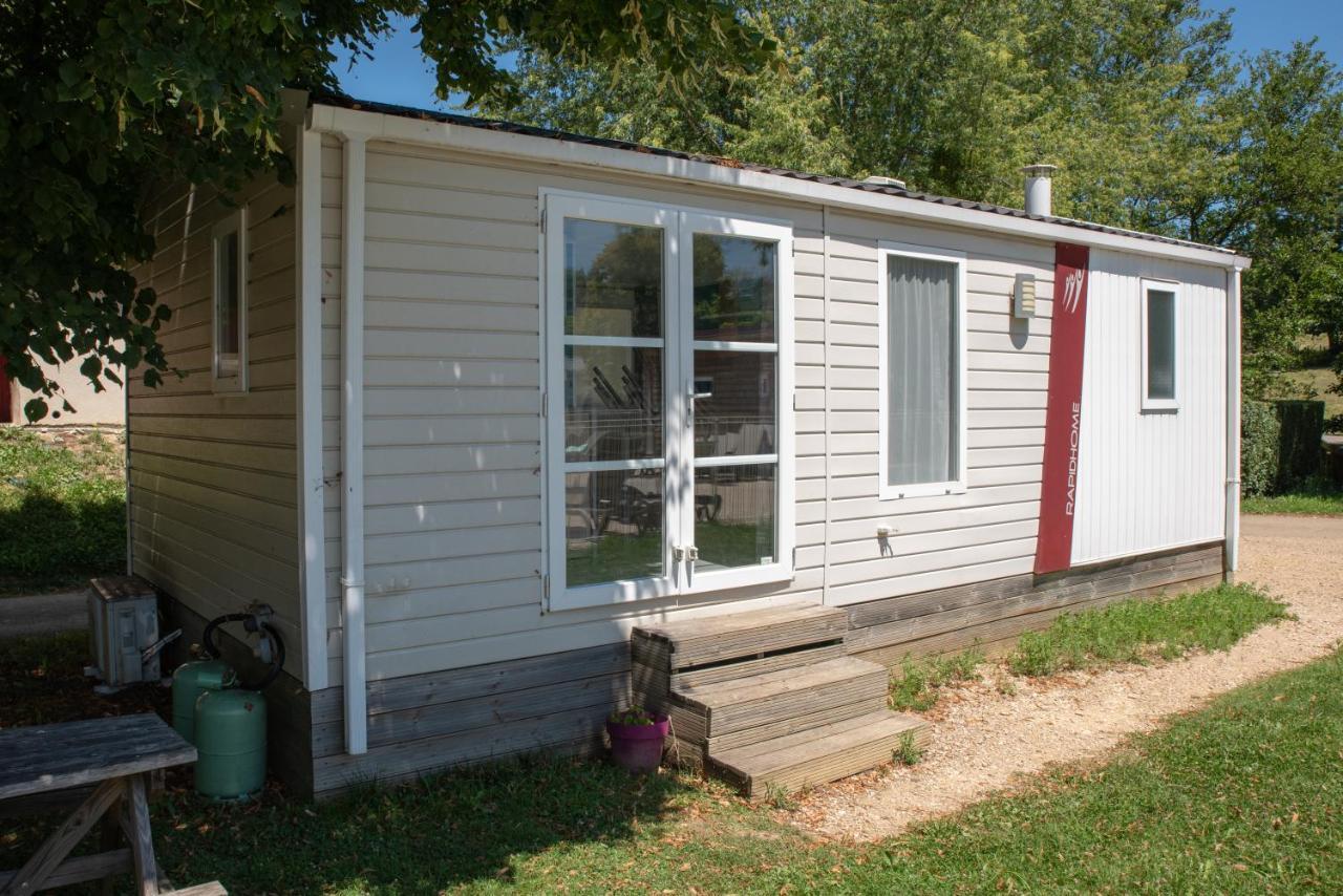 Camping Du Sevron Saint-Etienne-du-Bois  Exterior photo