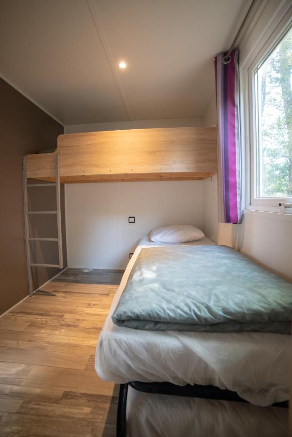 Camping Du Sevron Saint-Etienne-du-Bois  Exterior photo